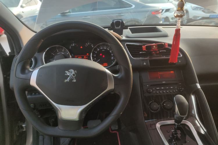 Used Peugeot 3008 2015 2.0L Automatic Classic Edition