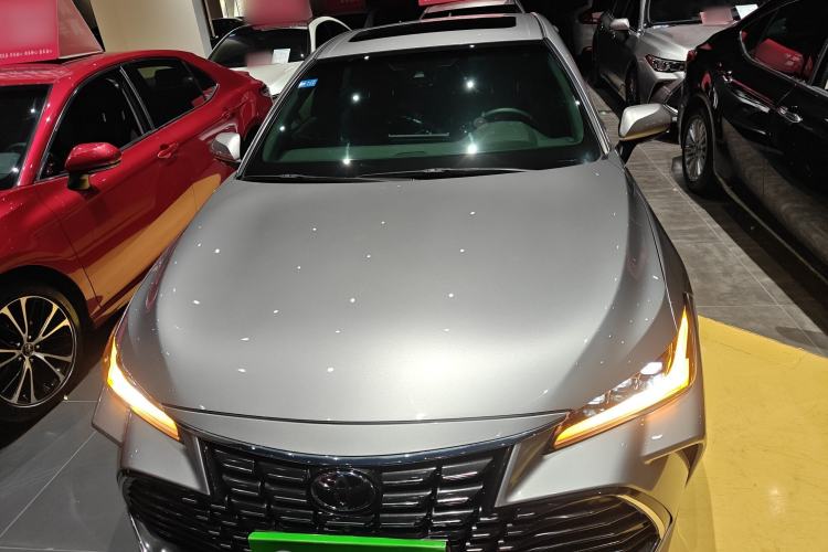 Used Toyota Avalon 2022 2.0L XLE Premium Edition
