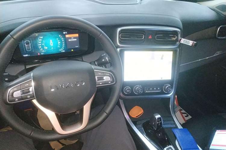 Used Lynk & Co 01 2017 2.0T Two-Wheel Drive Pro Edition
