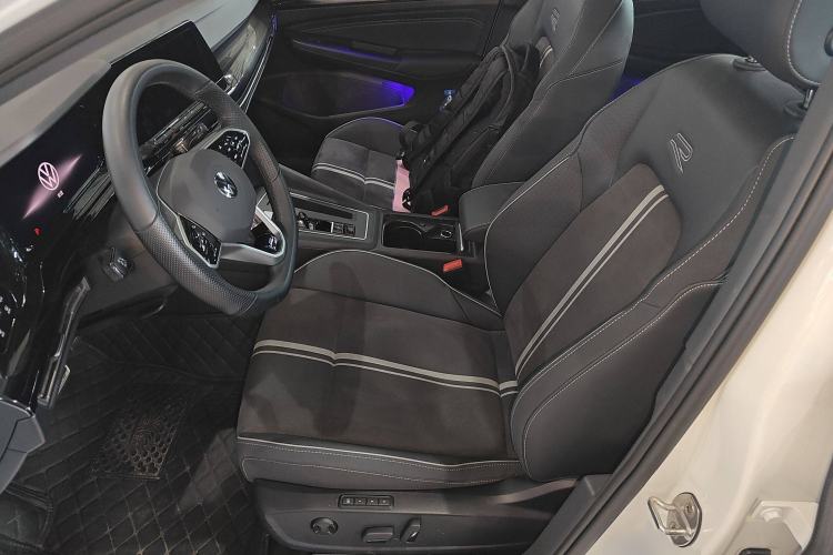 Used Volkswagen Golf 2023 Facelift 280TSI DSG R-Line Lite
