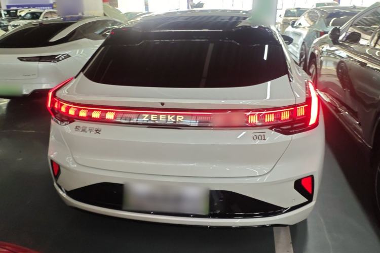 Used Zeekr 001 2025 YOU Edition 100 kWh All-Wheel Drive
