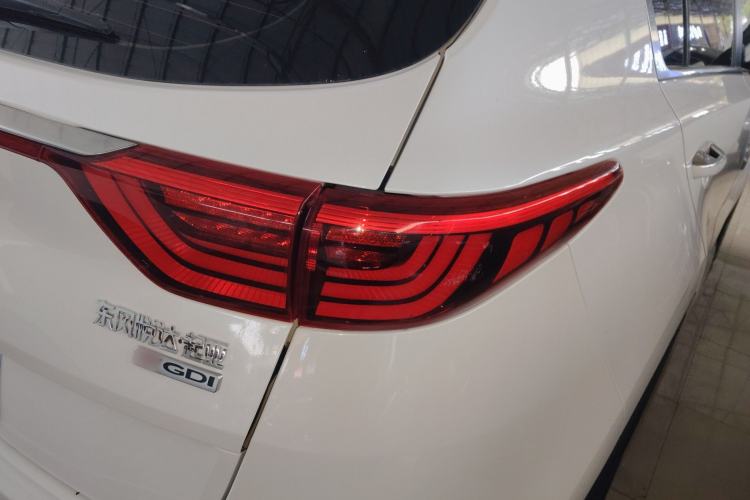 Used Kia KX5 2017 1.6T Automatic Two-Wheel Drive 15th Anniversary Special Edition DLX