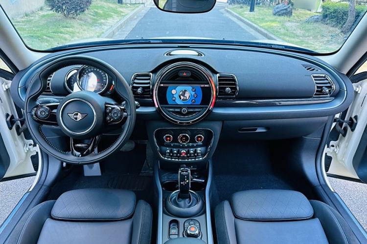 Used  Clubman 2019 1.5T COOPER Connoisseur
