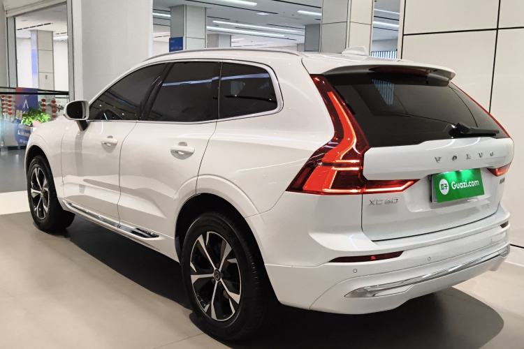 Used Volvo XC60 2026 B5 4x4 Smart Luxury Edition
