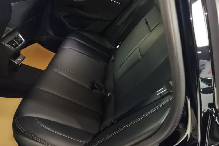 Used Buick LaCrosse 2025 28T Platinum Edition
