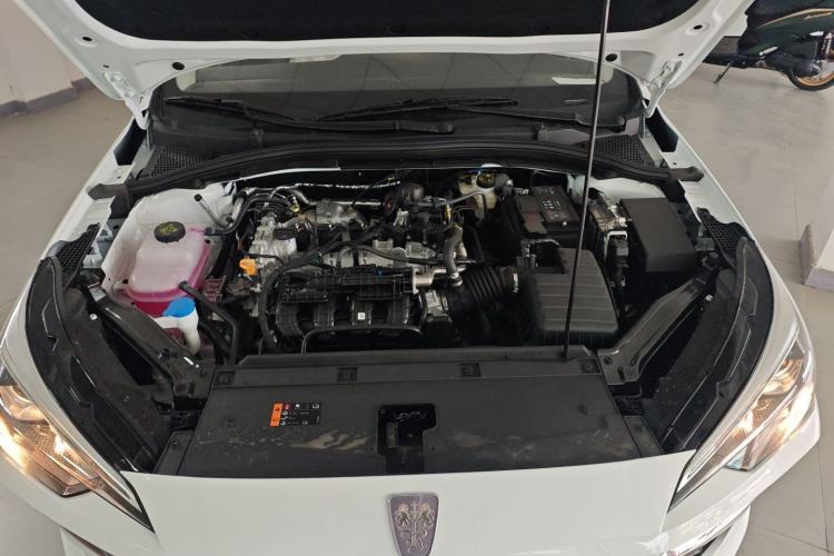 Used Roewe i5 2023 1.5L CVT Luxury Edition
