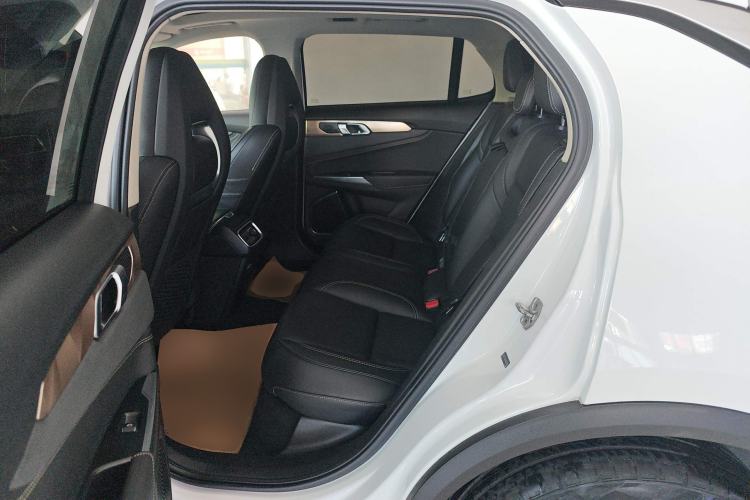 Used Lynk & Co 01 2017 2.0T Two-Wheel Drive Pro Edition
