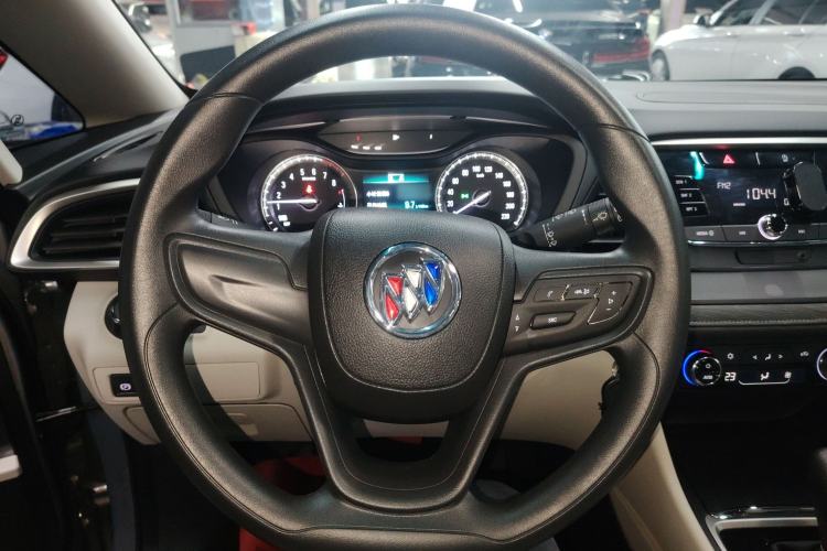 Used Buick GL6 2019 18T 6-Seater Elite Version China VI Standard
