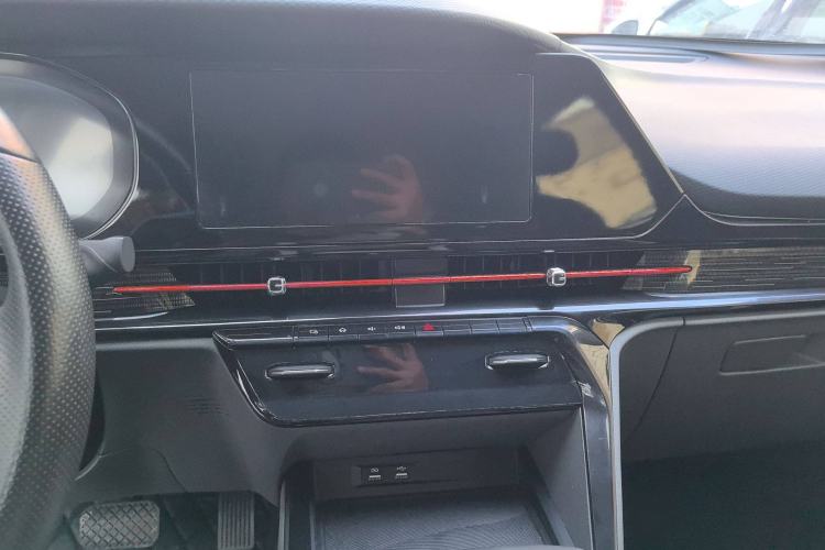 Used Baojun RC-6 2019 1.5T CVT 24-Hour Online Luxury Edition
