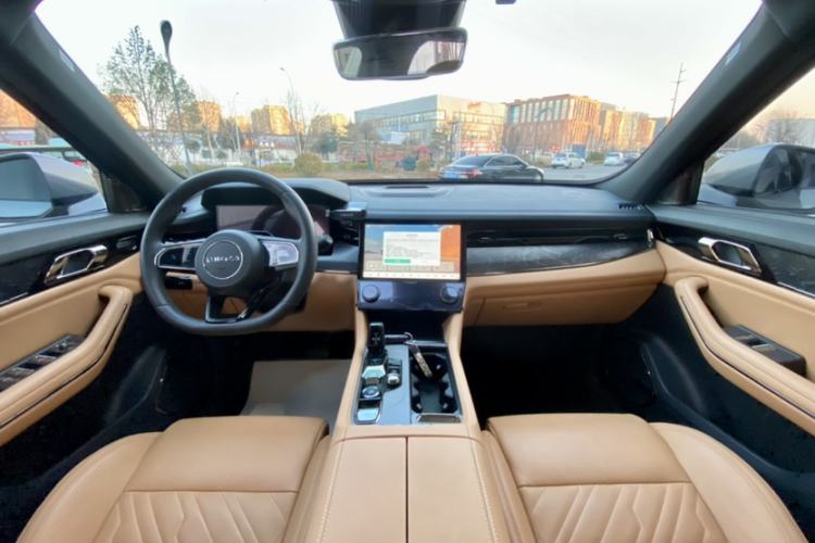 Used Lynk & Co 09 2021 2.0T Halo Six-Seater