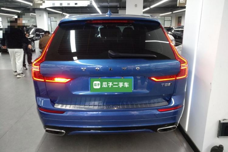 Used Volvo XC60 2019 T5 4x4 Smart & Dynamic Sport Edition China VI Standard
