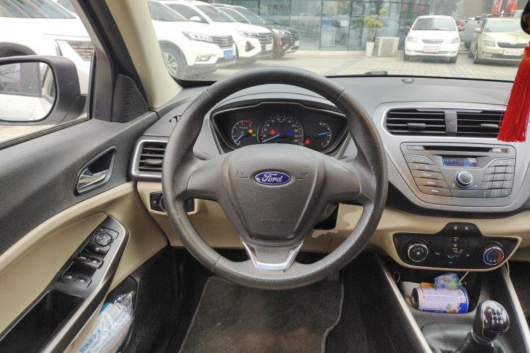 Used Ford Escort 2017 Revised Version 1.5L Manual Comfort Edition