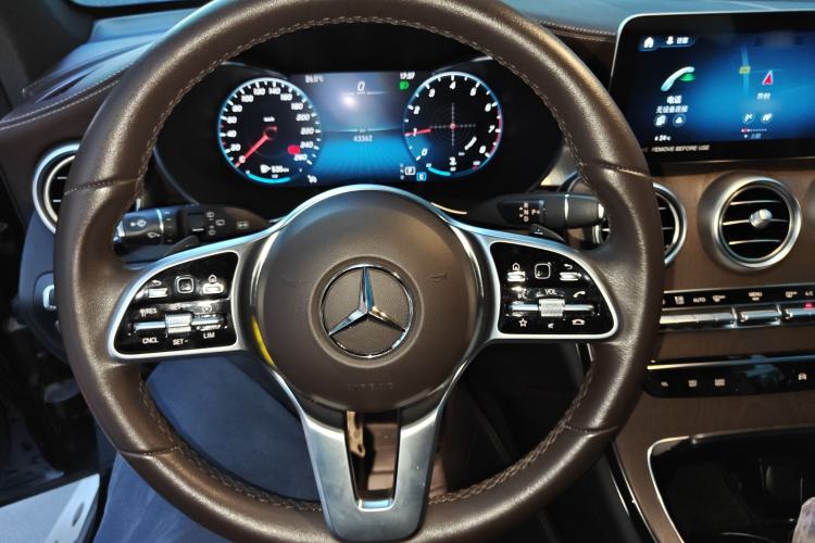 Used Mercedes-Benz GLC 2022 Second Facelift GLC 260 L 4MATIC Luxury Edition
