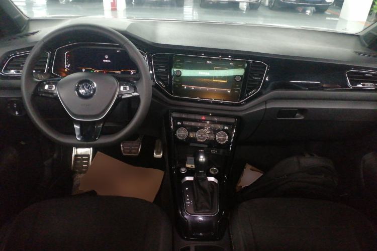 Used Volkswagen T-ROC 2018 280TSI DSG Two-Wheel-Drive Luxury Version China V Emission Standard
