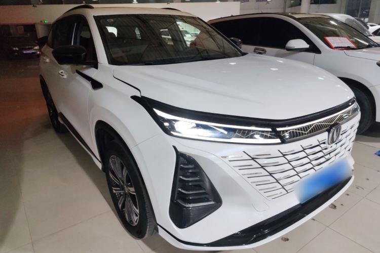 Used Changan CS75 PLUS 2024 3rd Generation Champion Edition 1.5T Intelligent Drive Dynamic Model
