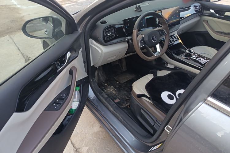 Used BYD Qin PLUS 2024 HONOR Edition DM-i 55KM Leading Model
