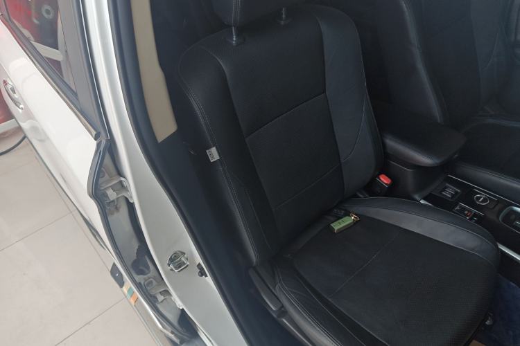 Used Mitsubishi Outlander 2018 2.4L 4x4 Luxury Edition 7-Seater