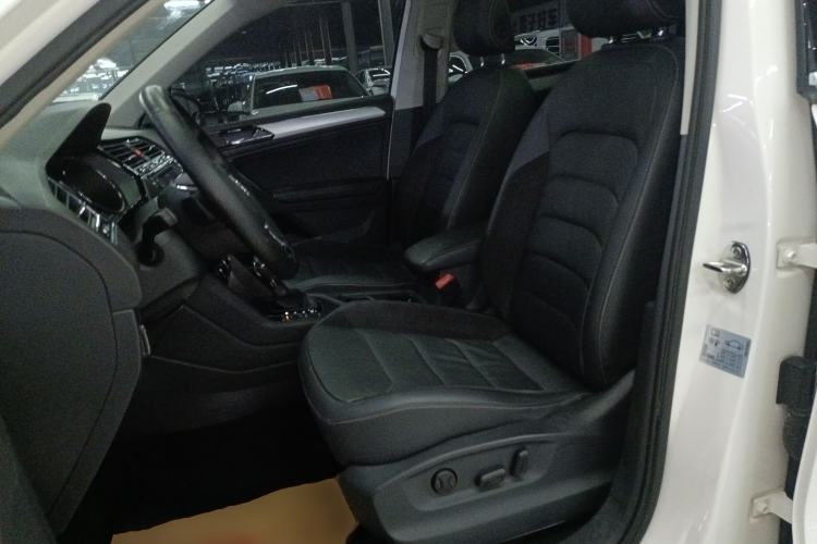 Used Volkswagen Tiguan L 2017 330TSI Automatic Two-Wheel Drive Luxury Edition
