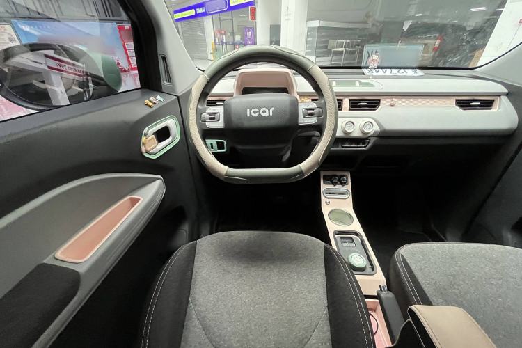 Used Chery QQ Ice Cream 2022 170km Sundae Phosphate Lithium-Ion
