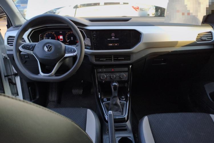 Used Volkswagen Tacqua 2021 200TSI DSG JoyConnect Edition
