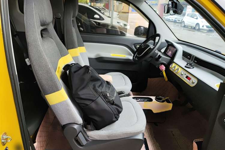 Used Wuling Hongguang MINIEV 2022 Macaron Fashion Model Lithium Iron Phosphate
