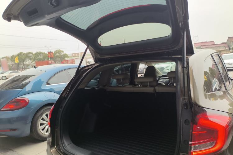 Used Honda Jade 2017 1.8L automatic Comfort version 5 seats
