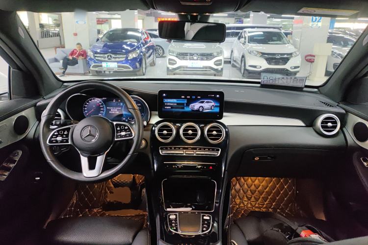 Used Mercedes-Benz GLC 2021 GLC 260 L 4MATIC Dynamic Edition
