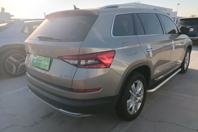 Used Skoda Kodiaq 2021 TSI330 5-Seater Two-Wheel-Drive Luxury Plus Edition
