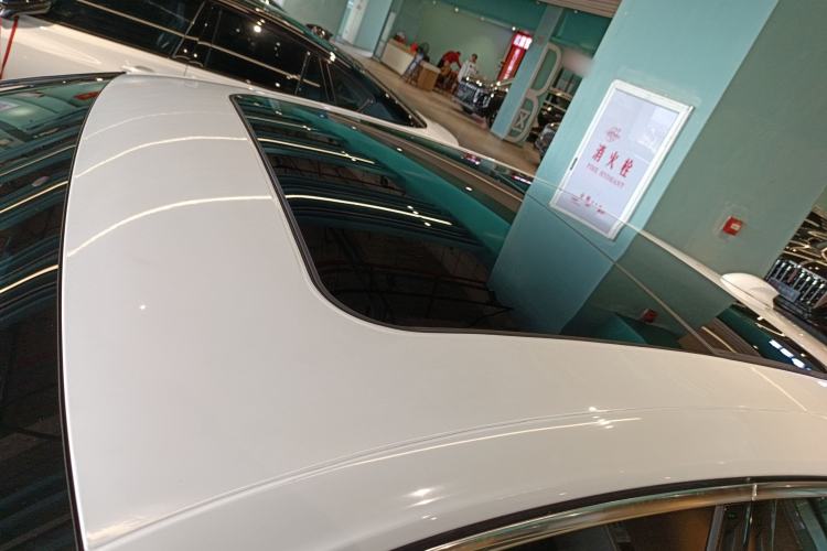 Used Hongqi H9 2020 2.0T Smart Connect Flagship Edition
