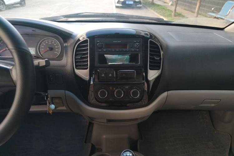 Used FORTHING Lingzhi 2018 M3L 1.6L 9-Seater Comfort Model
