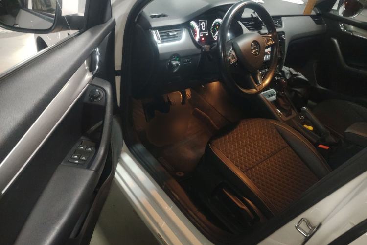 Used Skoda Octavia 2018 1.6L Automatic Luxury Edition
