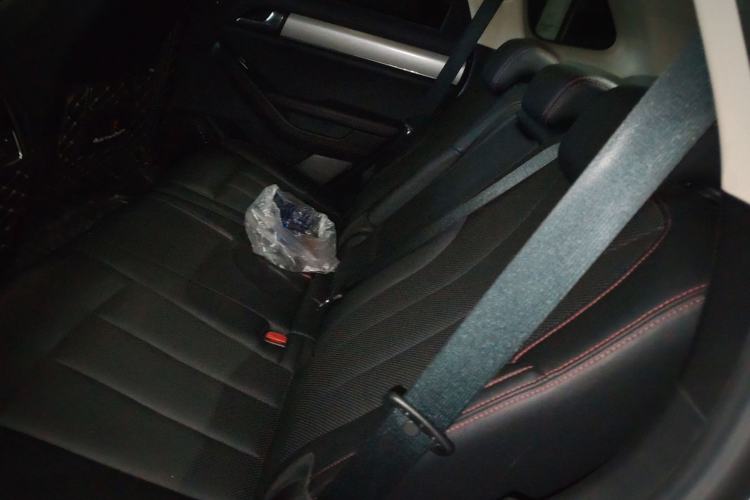 Used BYD Tang New Energy 2020 DM 2.0T Dual-Engine All-Wheel Drive Prestige 7-Seater China VI Standard