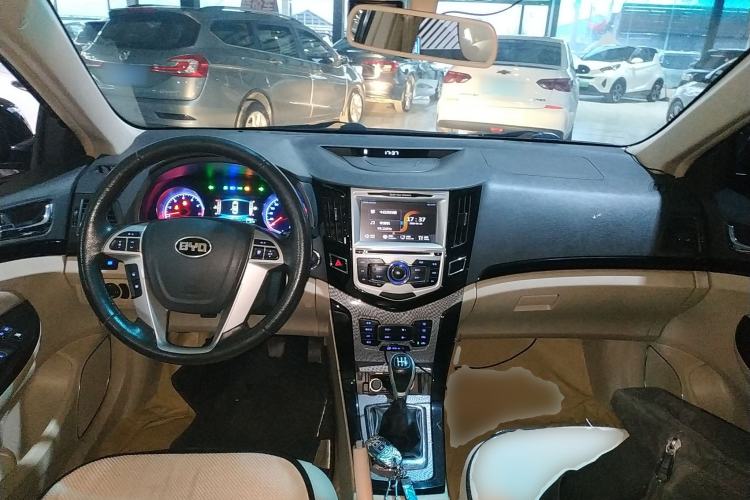 Used BYD Surui 2012 1.5L Manual Luxury Version
