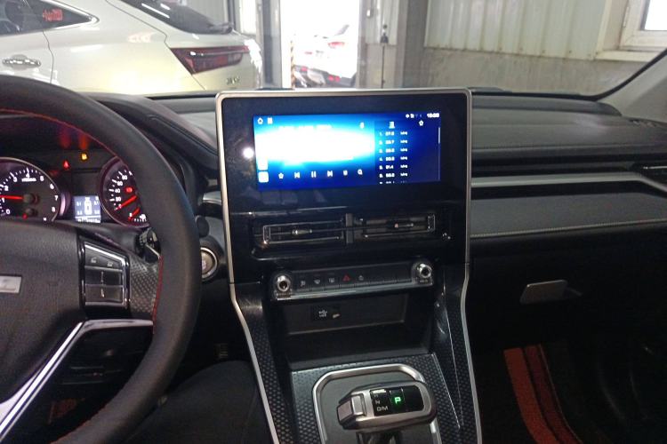 Used Haval M6 2021 PLUS 1.5T DCT Elite Smart Connectivity Model
