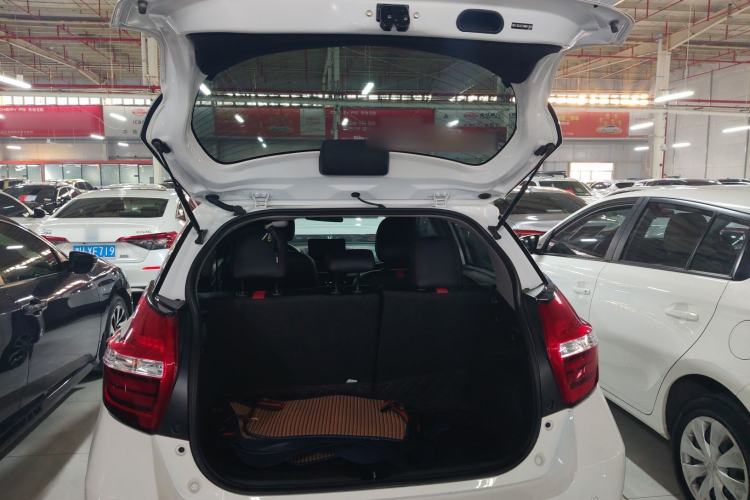 Used Toyota YARiS L 2021 1.5L CVT Leading Edition
