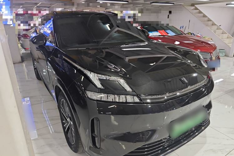 Used Lynk & Co 08 EM-P 2025 120km Long-Range Halo
