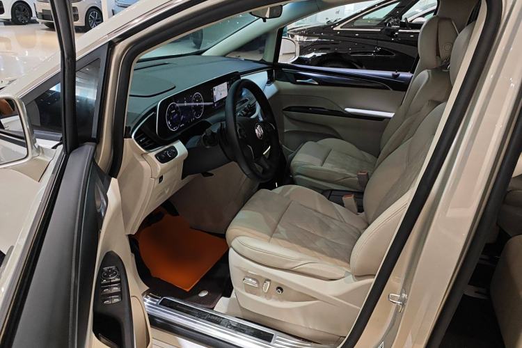 Used Buick GL8 2023 ES Lu Zun Comfort Model
