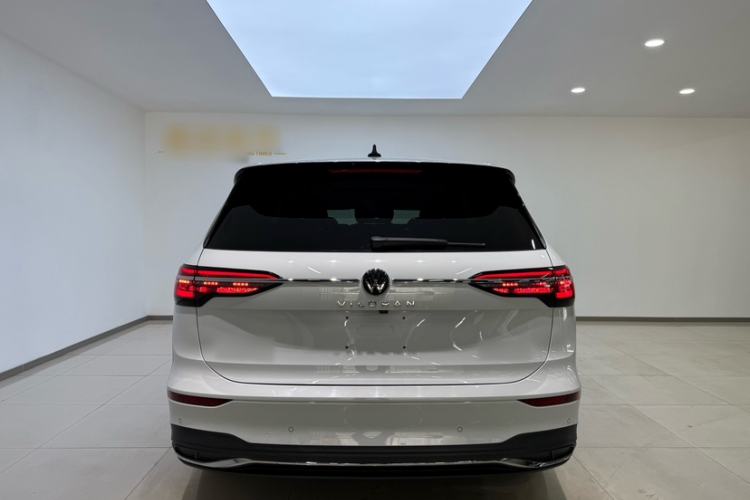 Used Volkswagen Viloran 2024 330TSI Luxury Edition