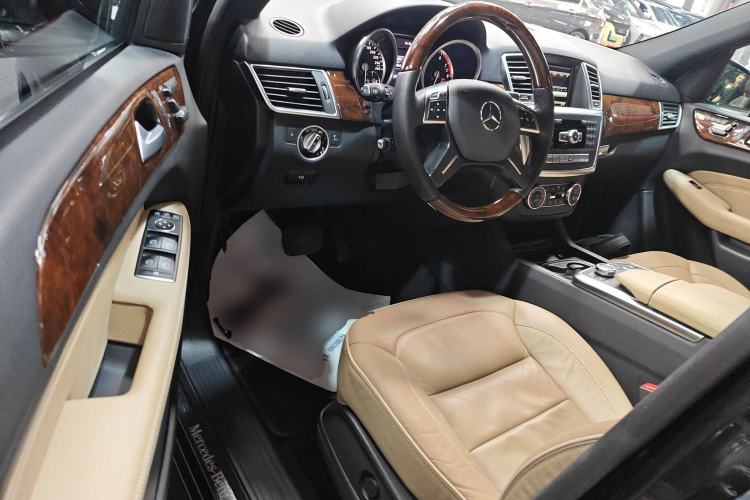 Used Mercedes-Benz M-Class 2012 ML 350 Luxury Edition
