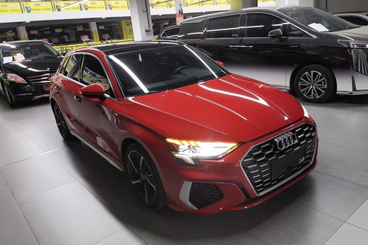 Used Audi A3 2021 Sportback 35 TFSI Fashionable Sports Model
