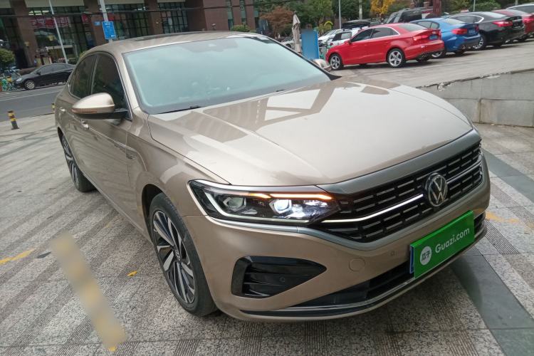 Used Volkswagen Passat 2022 330TSI Luxury Edition
