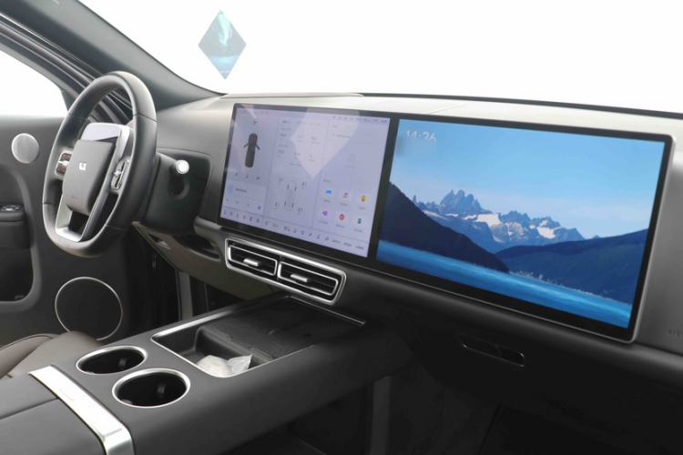 Used Li Auto L8 2023 Pro Model
