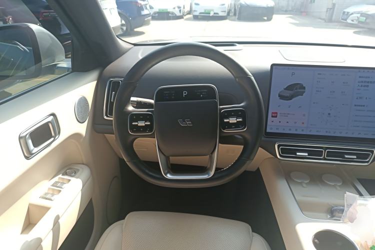 Used Li Auto L9 2022 Max model
