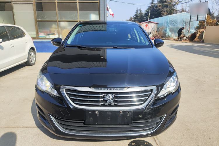 Used Peugeot 408 2014 1.8L Manual Leading Edition
