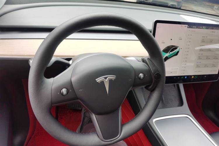 Used Tesla Model Y 2021 Long-Range All-Wheel-Drive Version 3D7