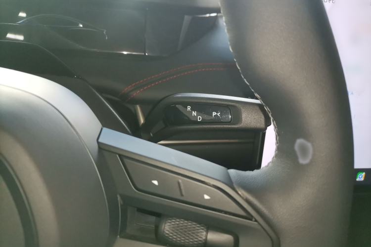 Used  SU7 2024 Rear-Drive Standard Founder Edition
