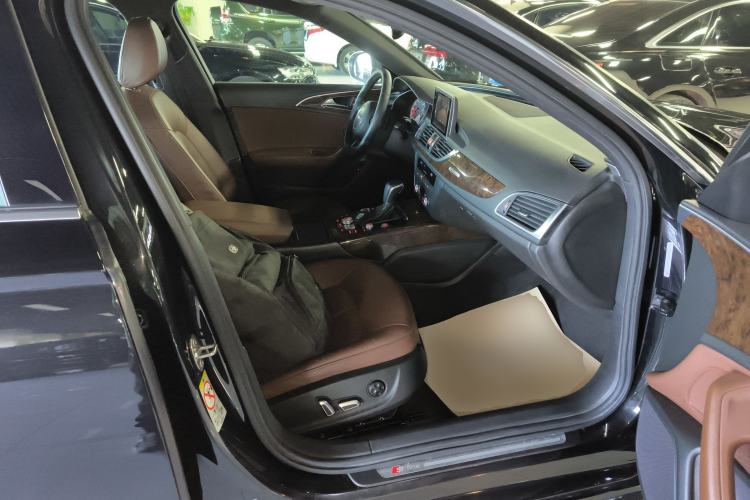 Used Audi A6L 2018 30th Anniversary Edition 45 TFSI quattro Sport model
