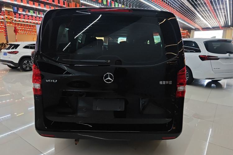 Used Mercedes-Benz Vito 2021 2.0T Elite Version 7 Seats
