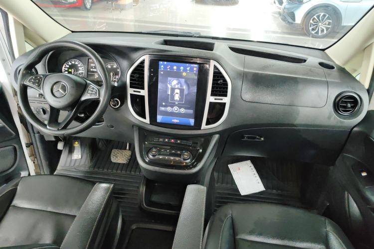 Used Mercedes-Benz Vito 2018 2.0T Elite Version 7 Seats China VI Emission Standard