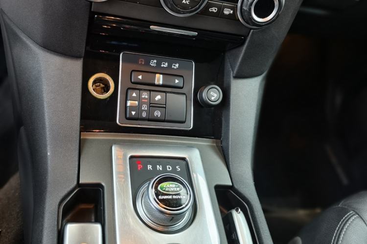 Used Land Rover Discovery 2015 3.0 SC V6 SE